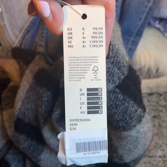 Esprit Bomber Shacket - Picture 3 of 3